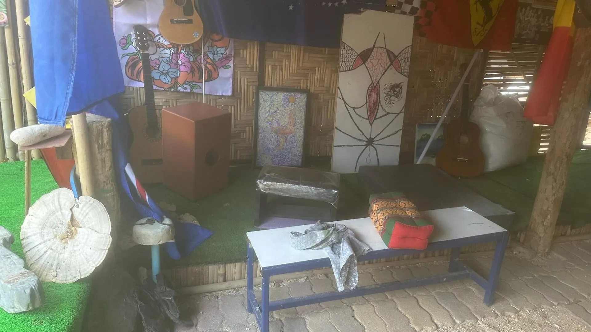 Binhs Rolls Otel Ko Lanta Kamp alanı